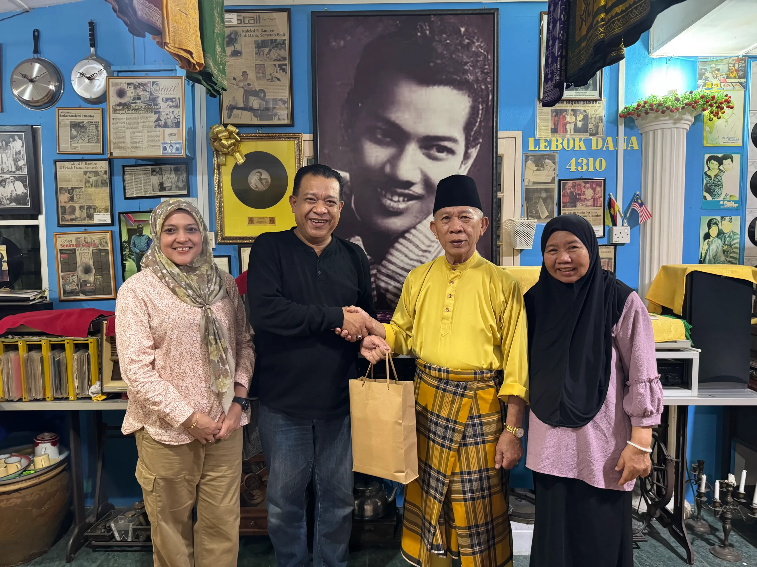 Suhaimi Bintang P.Ramlee – Aduh Sayang